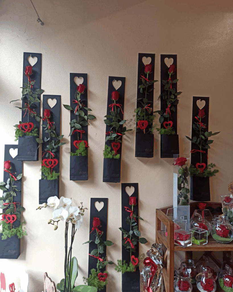 Composizione con rose per San Valentino